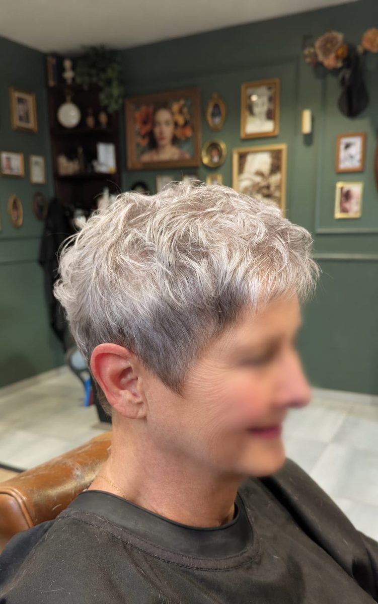 Coupe femme réalisée au salon